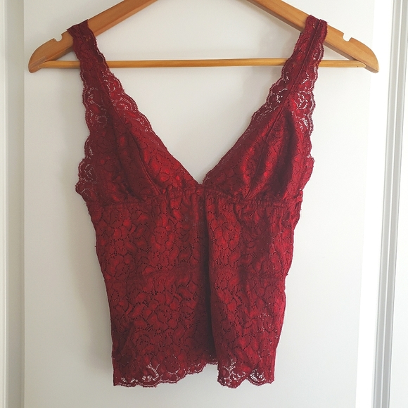 le chateau Tops - Le Chateau Red Lace Y2K Camisole Tank Top Size Medium